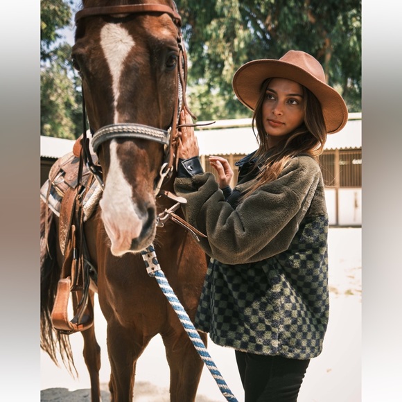 23 Fabulous Checkerboard Faux Fur and Leather Jacket - Picture 5 of 5